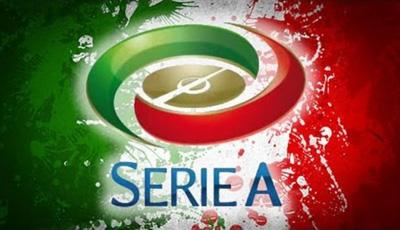 Футболистите в Италия плашат със стачка